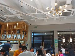 大堂-小桃园·豆浆油条(复兴中路店)