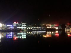 -百里峡七彩艺术小镇