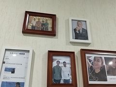 -极光口腔·矫正种植修复(锦江店)