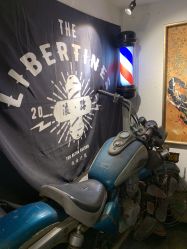 -Libertines barbershop 浪子理发店