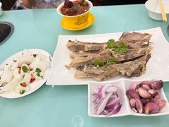 -伊源鼎盛餐饮服务有限公司