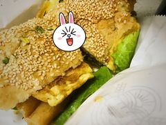 厚蛋油条烧饼-早安山丘·豆浆油条(小木桥路店)