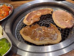 -明洞阿姨·韩式酱蟹烤肉·创意料理(三元桥店)