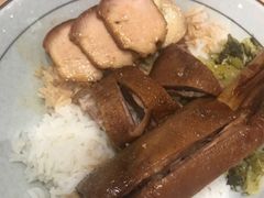 -狮头牌卤味研究所·卤味饭(花城汇南区店)