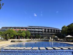 -上海滴水湖皇冠假日酒店