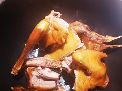 盐焗乳鸽-大鸽饭(岗顶店)