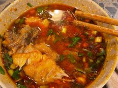 -肖肖酸萝卜鱼火锅(总店)