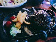 肉眼扒-JUKEBOX玖部音乐餐厅(华侨城店)