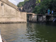 -绍兴东湖风景区