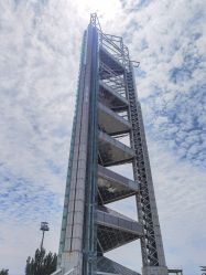 -蹦蹦跳跳(新奥购物中心店)