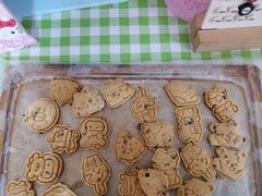 -三只小羊蛋糕DIY烘焙·拼豆·银饰(光谷店)