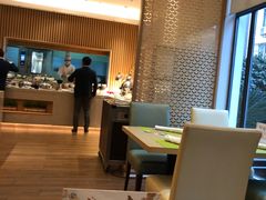 -上海虹桥君丽假日酒店(娄山关路地铁站店)