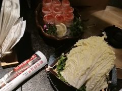 -湊湊火锅·茶憩(新中关购物中心店)