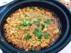 臭豆腐煲-阿隆煲店(秀仁苑店)