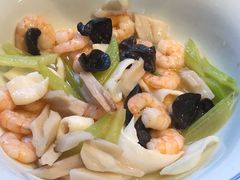 百合莲藕炒虾仁-杭州久泰饭店·摩卡花园