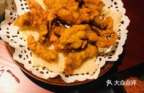 Crispy Pork with Fried Rice Crackers