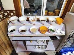 自助调料区-香香腊排骨.野生菌火塘总店(束河店)