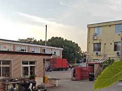 -StorHub 趣存自助仓·迷你仓(虹桥店)