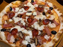 -JINNS锦时 steak&pizza(浸信会礼拜堂旧址店)