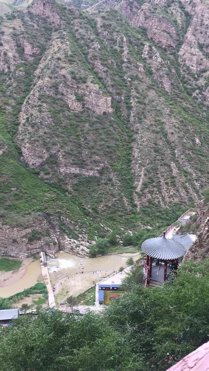 像光洞-"桑干河大峡谷的景点之一,依山开凿的各种寺."-大众点评移动版