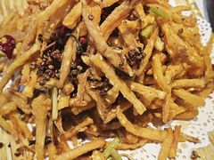 -张大师鸭爪爪特色干锅(南湖店)