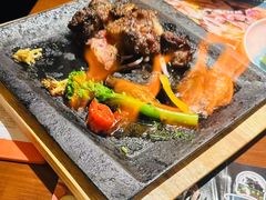 -米德维奇俄式西餐厅(西六道街店)