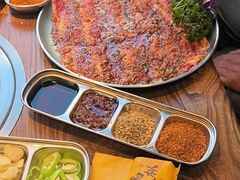 -明洞阿姨·韩式酱蟹烤肉·创意料理(三元桥店)