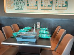 -曼听小寨海鲜烧烤·大连辣炒大王(盖州街店)