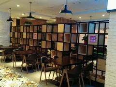 大堂-孙丽丽烤猪蹄