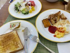 -昆山裕元花园酒店·温莎西餐厅