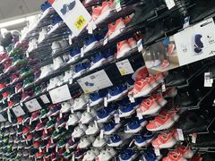 -迪卡侬(西三旗店)