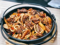 炕锅羊排-夏都地标马一刀烤肉美食城