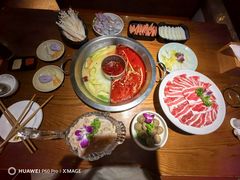 -佬土鹅肠火锅(解放路店)