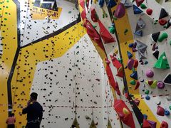 -问山MountQuest攀岩馆