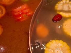 西红柿牛腩鸳鸯-牛村来人潮汕牛肉火锅(西单店)