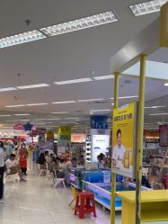 -孩子王(江南万达店)