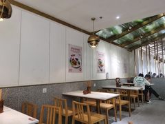大堂-黔派·贵州烙锅烤肉·米粉(车公庙店)