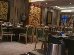 -广州中心皇冠假日酒店·百粤楼