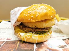 -The Habit Burger Grill 哈比特汉堡(爱琴海店)