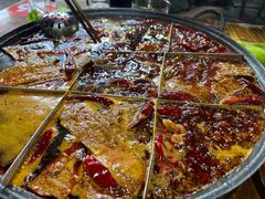 -铜元老码头鳝鱼火锅