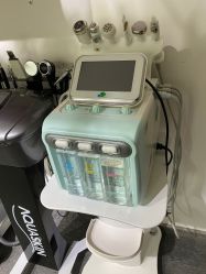 -E.beauty驻颜·痘敏肌调理中心