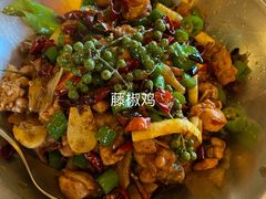 -龙门阵茶屋川菜馆(武康路店)