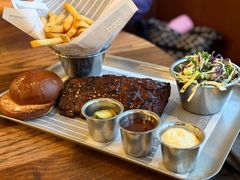 烤猪肋骨-Ribs & Burgers The Rocks