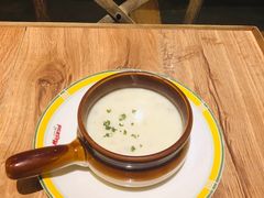 -玛格萝妮(汇智国际商业中心店)