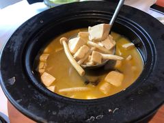 姬松茸菌炖豆腐-龙吟九品(青龙山庄店)