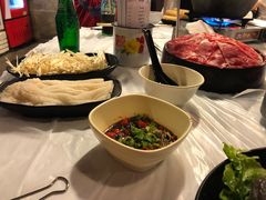 -鲜入围煮花胶鸡海鲜火锅