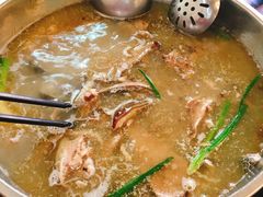 -老石黑山羊毛驴肉火锅(金凯广场店)