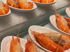-雍容荟活帝王蟹活龙虾自助(苏宁旗舰店)