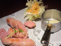 -卡普里披萨·牛扒·下午茶