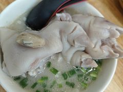 -雷祖芳老妈蹄花店